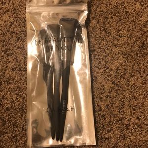 Brand new F.A.R.A.H brushes